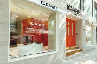 Carel ouvre une boutique à Séoul