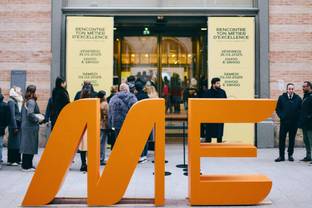 LVMH promet 4 500 emplois dans les métiers de l’artisanat, du design et de la vente