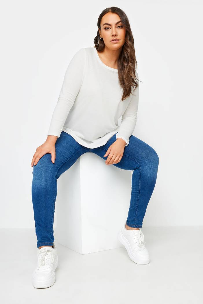 Basic Top Met Lange Mouwen In Wit, Dames Curve & Grote Maten Kleding, Yours | Yours