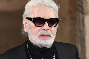 Morre Karl Lagerfeld, estilista-chefe das grifes Chanel e Fendi