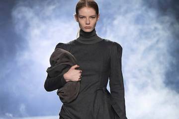 Video: Alberta Ferretti Herbst/Winter 2021/2022