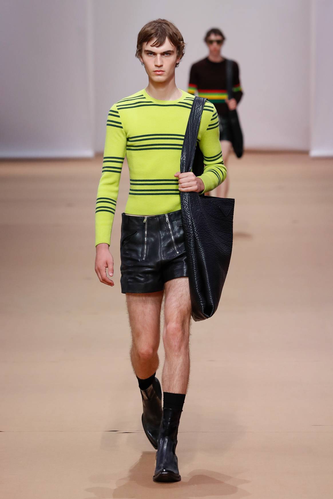 Prada SS23, beeld via Prada