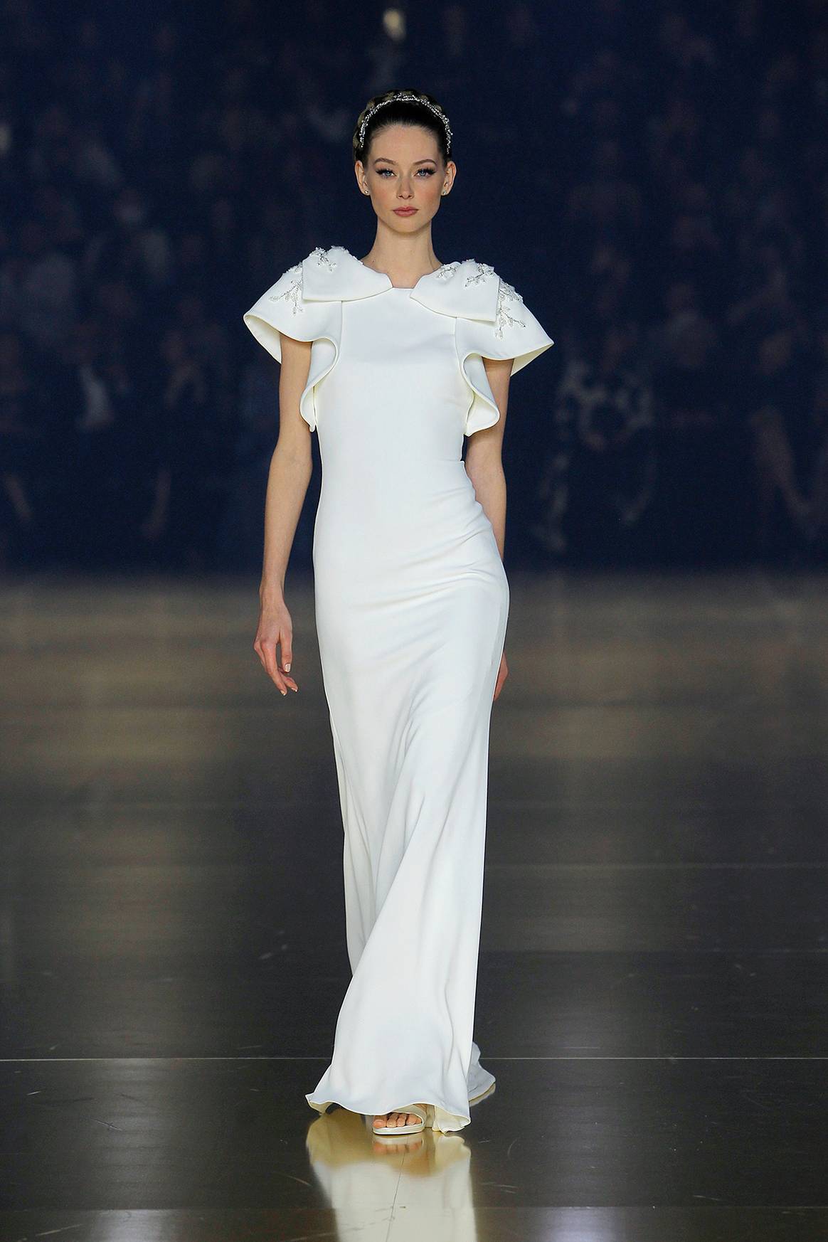 Photo Credits: Atelier Pronovias, colección Versailles 2023.