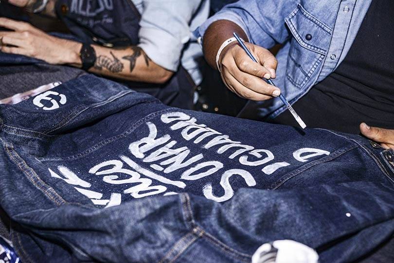 Denim y arte urbano unidos por Chevignon