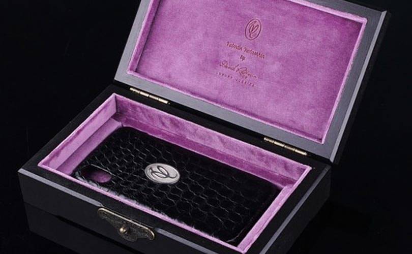 Валентин Юдашкин представил коллаборацию с Давидом Ройтман