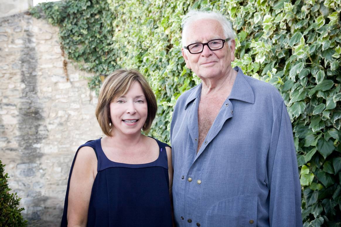Gründerin Paula Wallace mit Designer Pierre Cardin | Foto: SCAD Lacoste