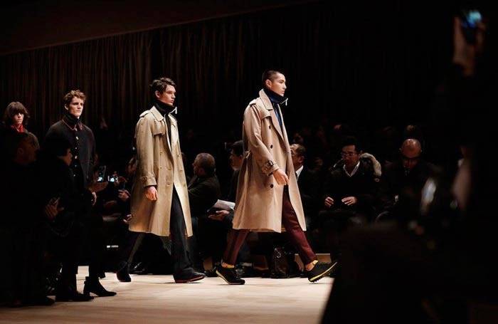 Burberry gooit roer om met catwalkshows en verkoopstrategie