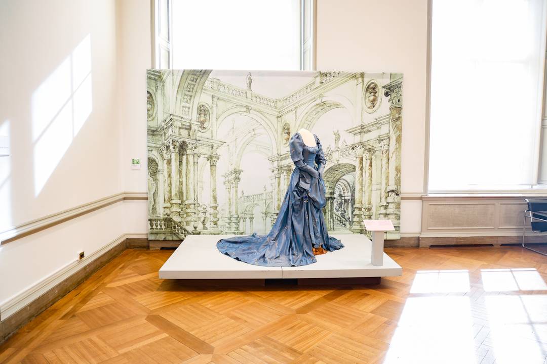 Uno dei sei costumi d'opera creati per Maria Callas e appartenenti al Teatro alla Scala di Milano.