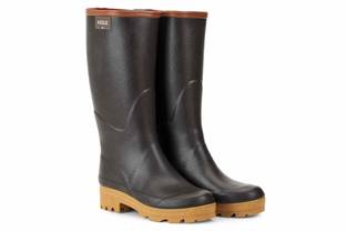 Aigle lance sa première gamme de chaussures pour professionnels