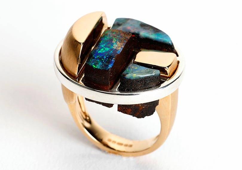 Central Saint Martin’s students dominate International Jewellery London Prize