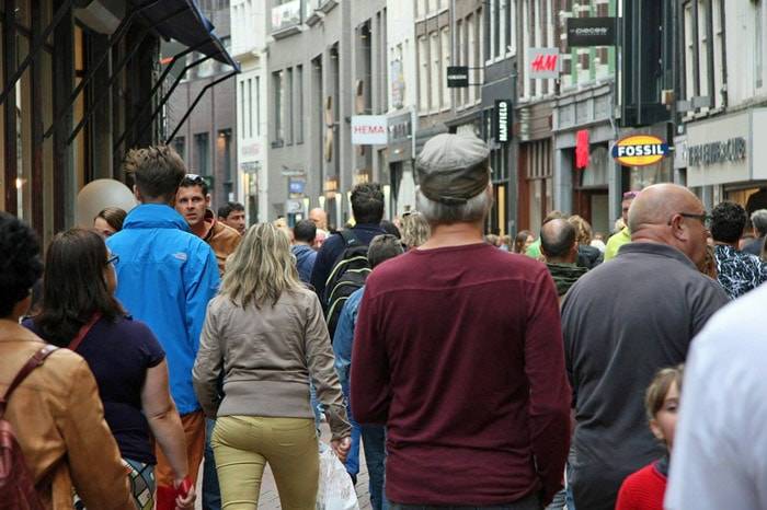 Kalverstraat nog steeds duurste winkelstraat