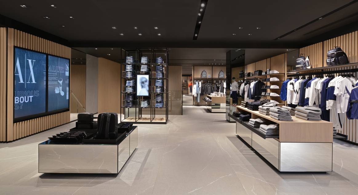 A|X Armani Exchange winkel in Amsterdam, beeld via Armani Group