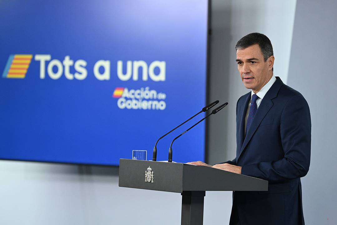 El presidente del Gobierno, Pedro Sánchez, durante su intervención en la rueda de prensa tras la reunión del Consejo de Ministros, el 11 de noviembre de 2024.