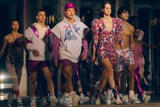 Video: Isabel Marant presents SS21 show