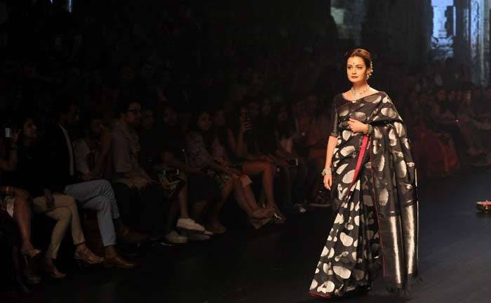 This is what Mumbai makes on Lakme Fashion Week