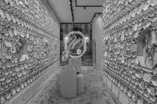 Swarovski объявила о полном уходе из России