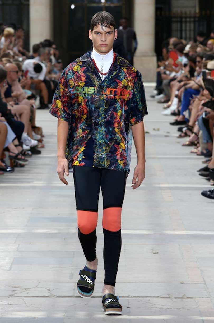 Fashion Week parisienne: des hommes en jambes