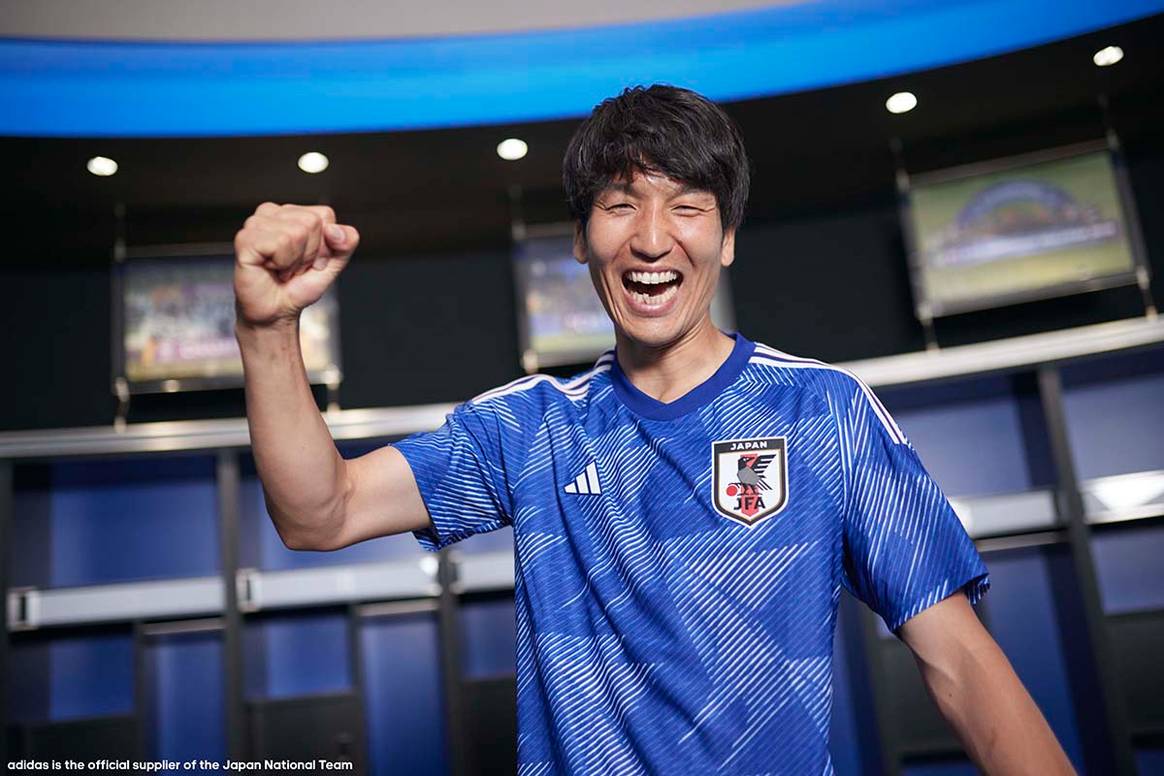 Photo Credits: Adidas, equipación oficial de la selección de Japón para el Mundial de Fútbol de Catar de 2022.