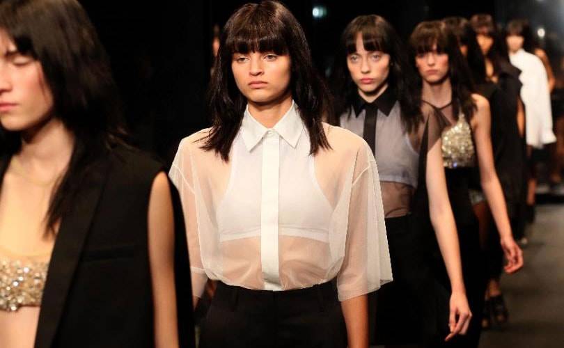 Oscar de la Renta presents 'timeless elegance' during NYFW