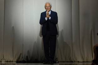 Giorgio Armani criticises Paris Couture