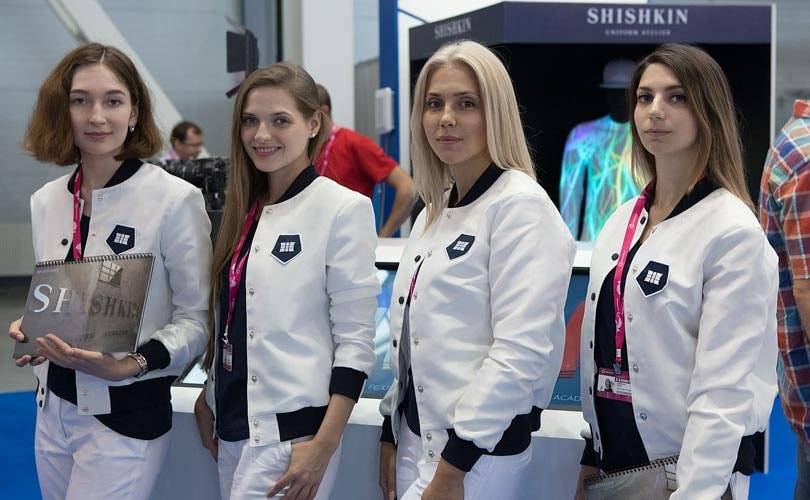Российская фабрика представила технологию трехмерной проекции в индустрии моды
