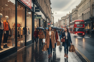 Online Fashion fuels UK retail growth amidst shifting consumer habits
