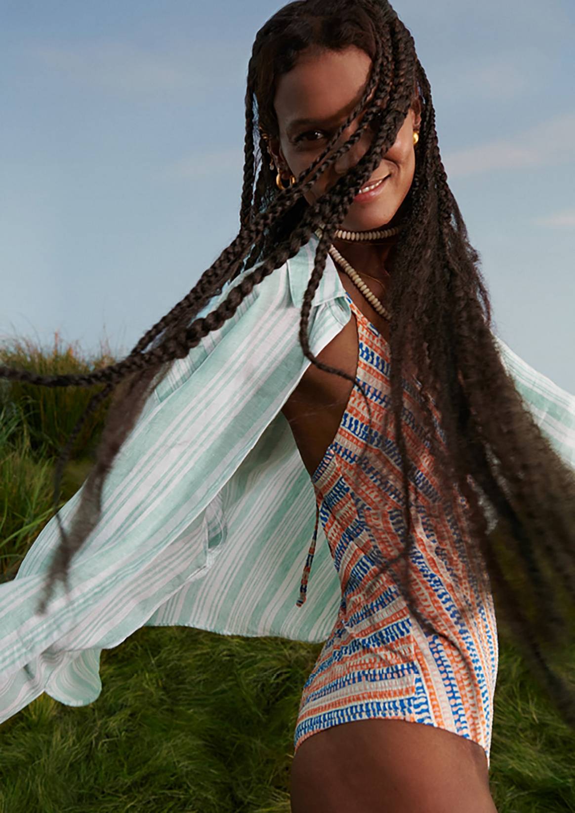 Inclusiva y más sostenible: H&M lanza una colección cápsula junto a la firma etíope Lemlem