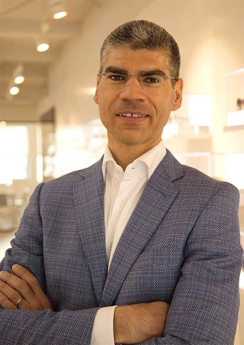 Marchon Eyewear supera sus objetivos e incorpora a DKNY