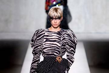 STL neemt couturemerk Christian Lacroix over