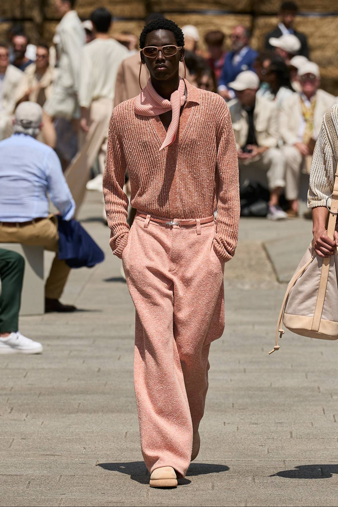 Créditos: Zegna, colección “L’Oasi di Lino” para la temporada Primavera/Verano SS24. Fotografía de cortesía.