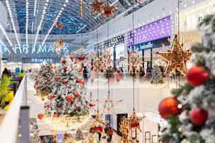 Hacia una fría Navidad: las ventas de moda en España caen por primera vez en noviembre desde 2020 