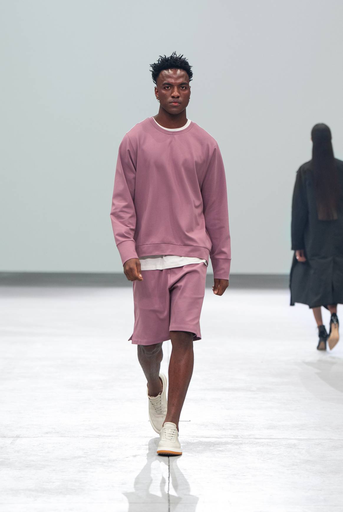 La propuesta busca crear looks contemporáneos y cómodos.