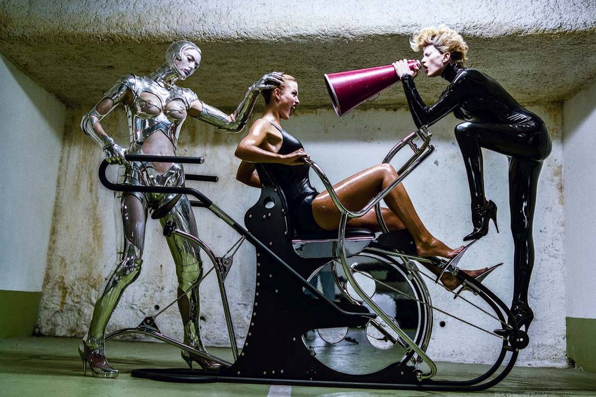 Thierry Mugler Fashion, US Vogue, Monte Carlo 1995 | Bild: Helmut Newton Foundation