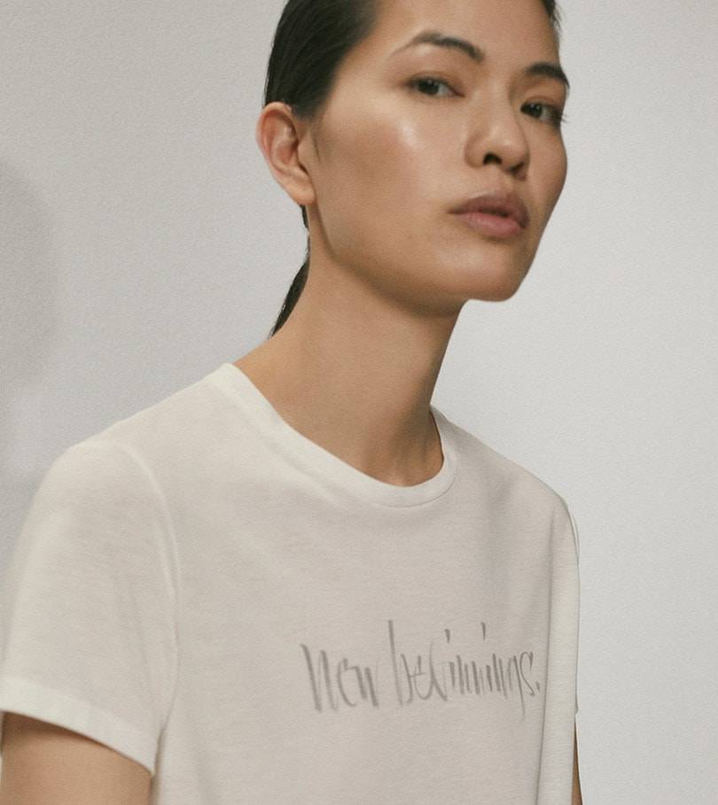 Con muy buena letra: Massimo Dutti lanza una colección sostenible junto al calígrafo José María Passalacqua