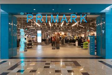 Primark marca las condiciones de sus Erte de 2021 y abre nuevos expedientes en Baleares y Castilla y León