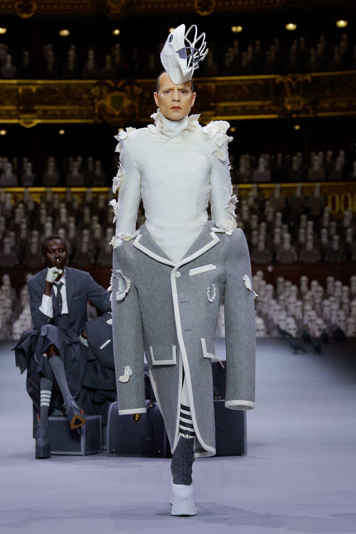 Créditos: Thom Browne, primera colección de Alta Costura, para la temporada Otoño/Invierno FW23. Fotografía de cortesía.