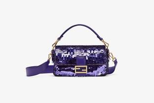 Fendi перевыпустил самую знаменитую сумку Кэрри Брэдшоу