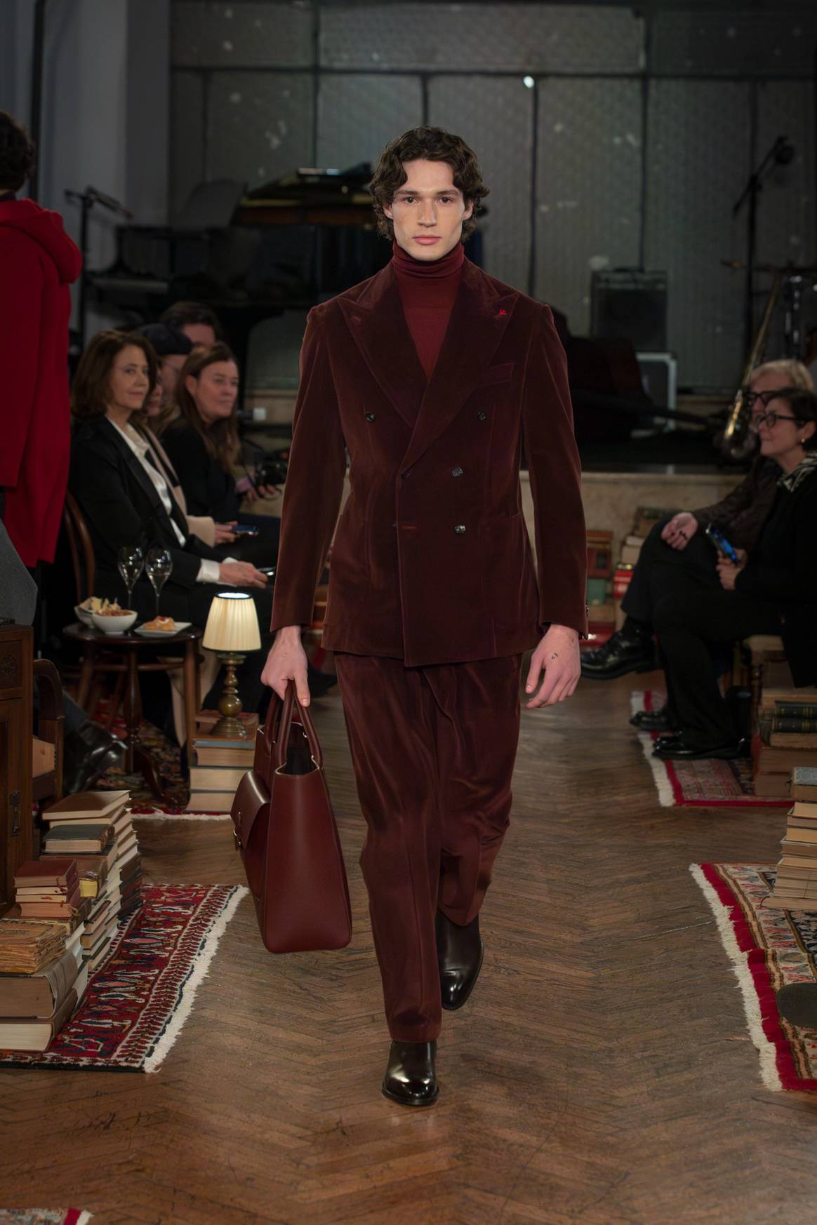 Isaia uomo Fall Winter 2025-26