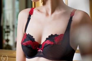 La marque de lingerie Indiscrète lance une opération visant à la sauver