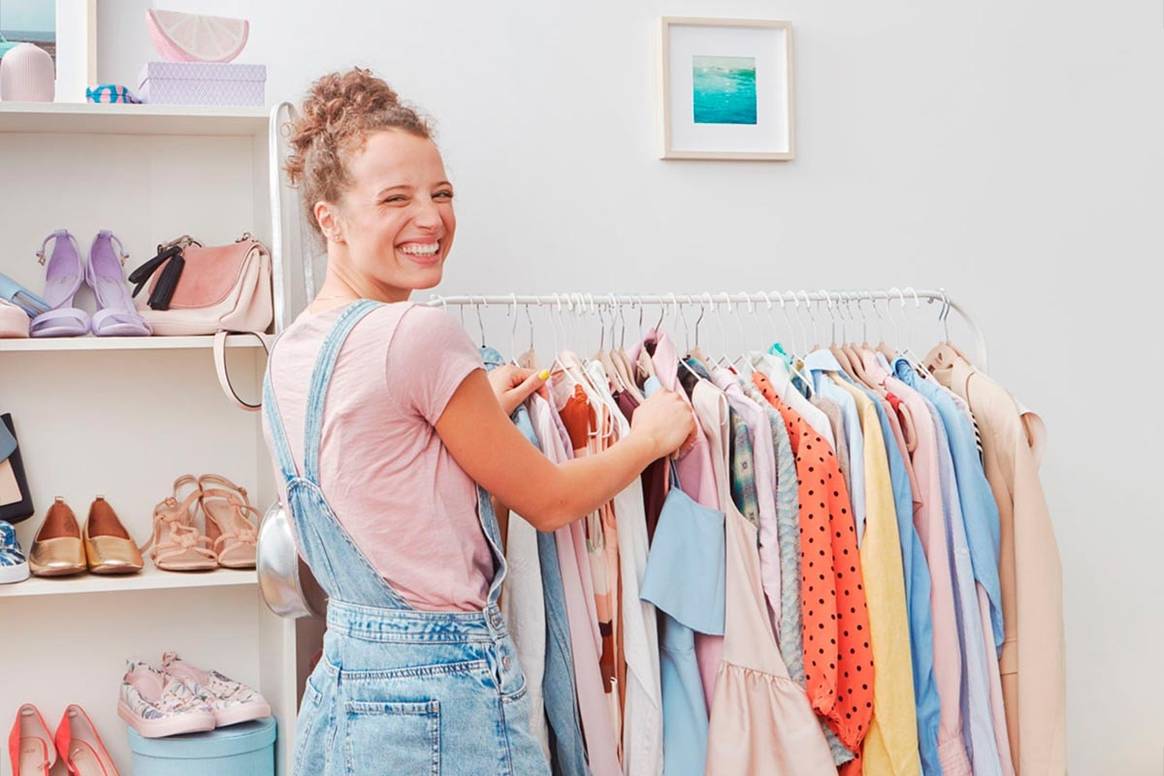 Vinted se hace con Chicfy, la plataforma española de moda de segunda mano