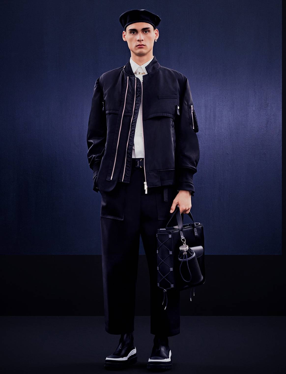 Dior lance une collection en collaboration avec Sacai