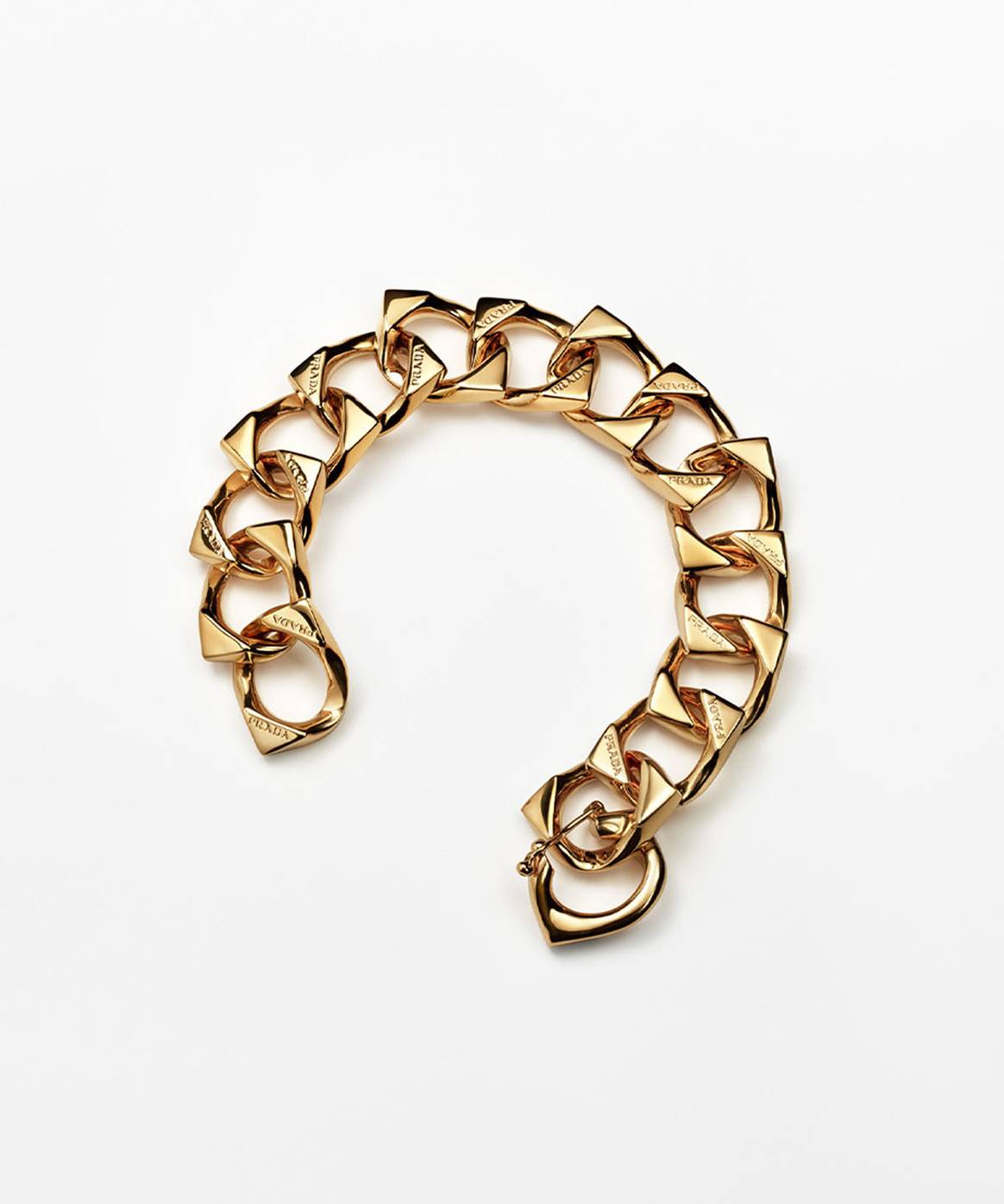 Photo Credits: Prada “Eternal Gold”, primera colección de alta joyería de Prada.
