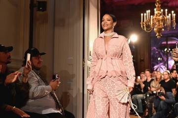 Rihanna gibt den Chefsessel ab: Neuer CEO für Savage x Fenty 