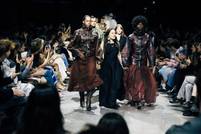 Défilé Modart International : quand la mode étudiante devient miroir de la société