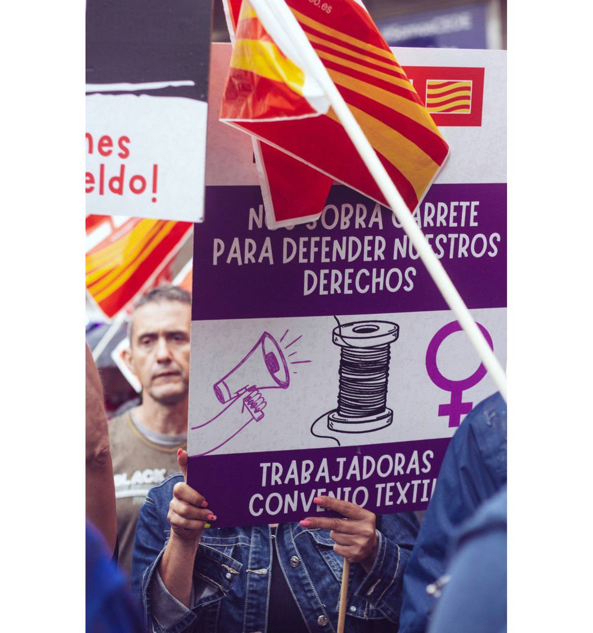 Concentración de CCOO para reclamar el desbloqueo de las negociaciones de los Convenios Colectivos y el avance en las negociaciones para la reducción de la jornada laboral, en Zaragoza el 4 de septiembre de 2024.