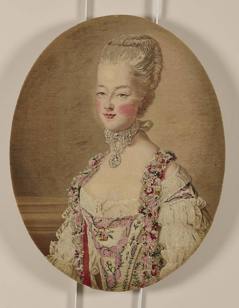 Dans la garde-robe de Marie-Antoinette