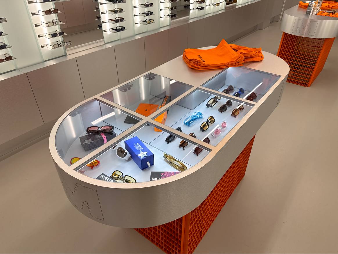 De eerste Nederlandse winkel van Meller.