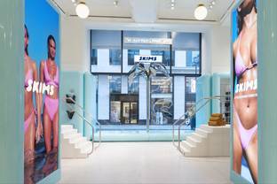 Skims ouvre son premier pop-up store européen à Selfridges