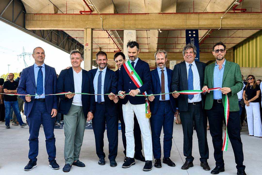 Il taglio del nastro del Textile hub di Plures