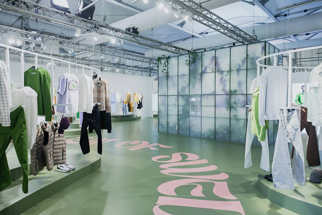 Marc O'Polo zeigt seine SS23-Kollektion "Garden of Sweden" auf der Pitti Uomo. Bild: Marc O'Polo